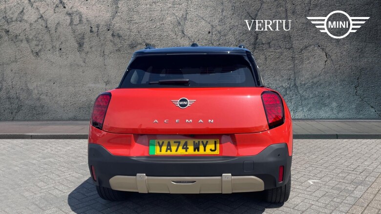 MINI Aceman 135kW E Classic 43kWh 5dr Auto Electric Hatchback